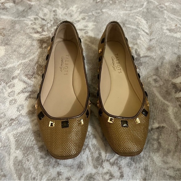 Talbots Couture Soft Gold Metallic Flats with Embellishments, Size 6.5 - Picture 5 of 7